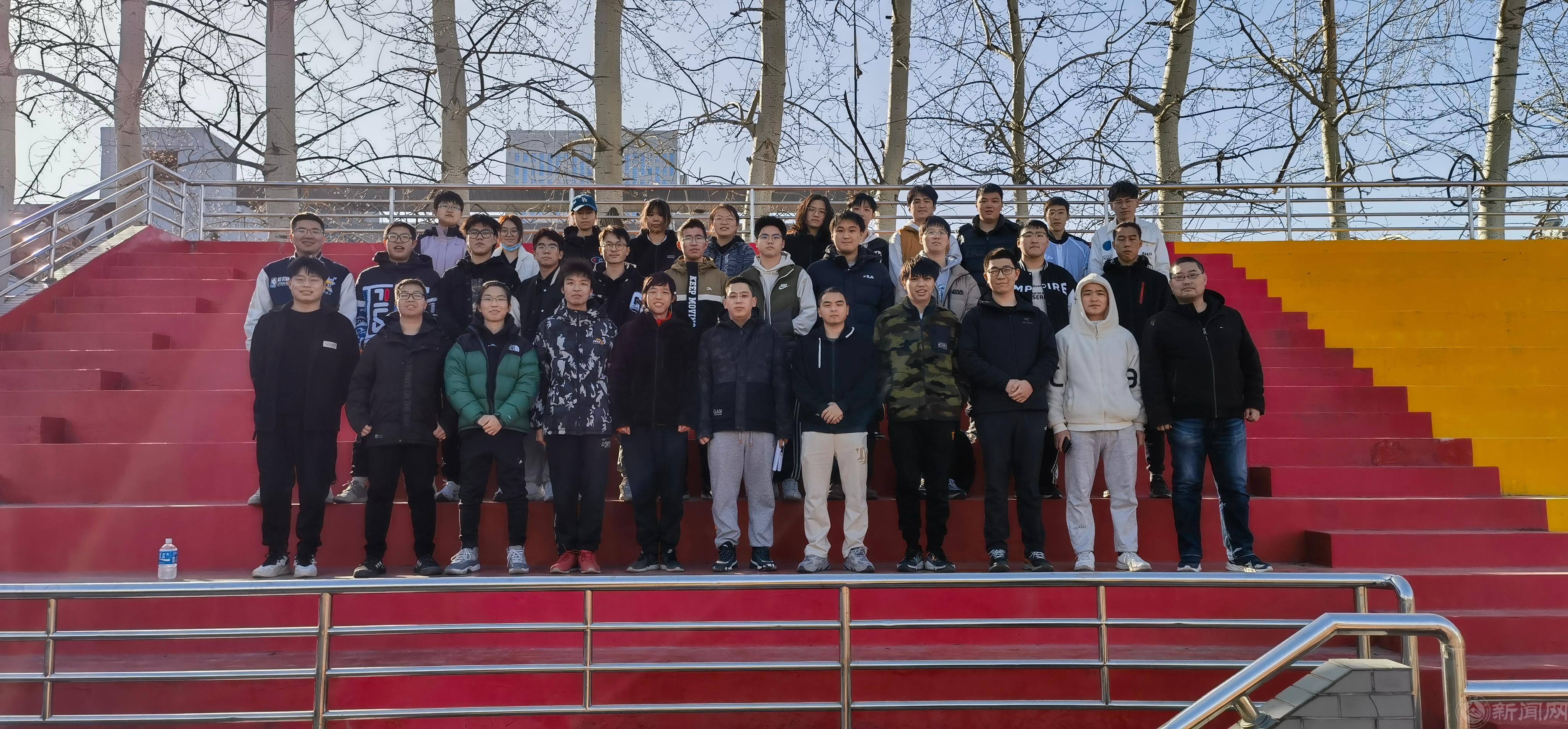 闫佳庆自21-1_20230305101142.jpg 闫佳庆自21-1_20230305101142.jpg